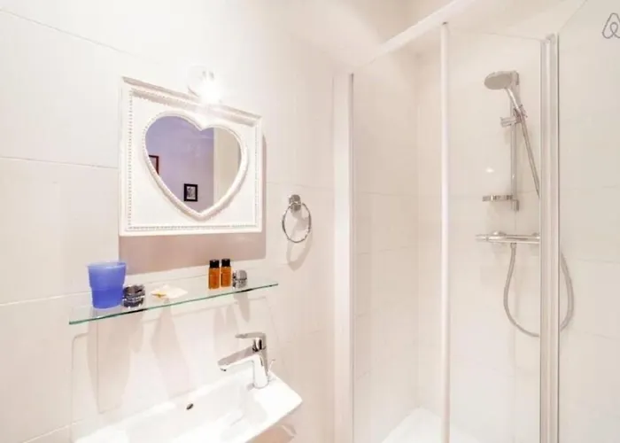 Le Charme Au Coeur Du Vieux Lyon Ail Apartament *